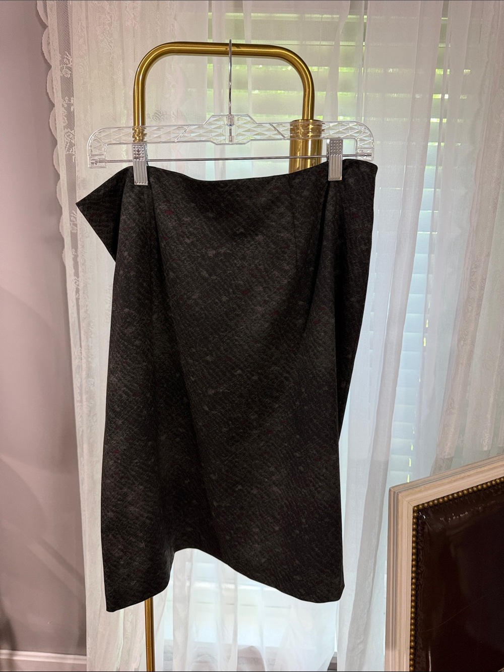 Women's Black Pencil Skirt - Sleek Work-to-Evening Style